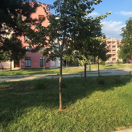 Top Apartment Ni Esterno foto