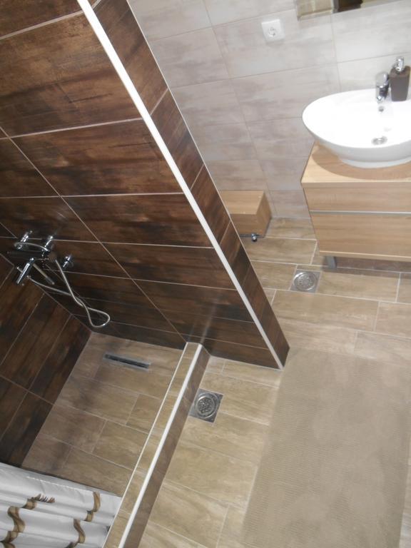 Top Apartment Ni Esterno foto