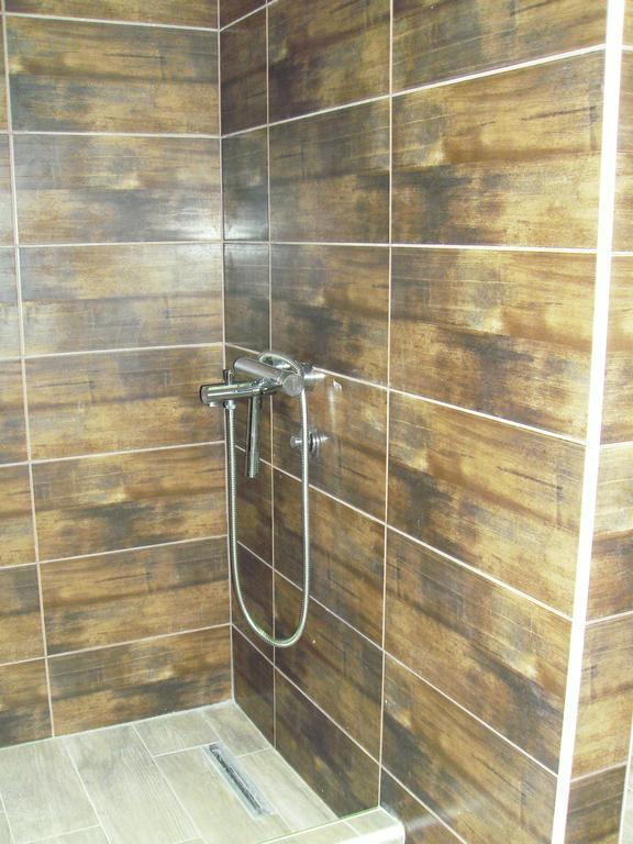 Top Apartment Ni Esterno foto