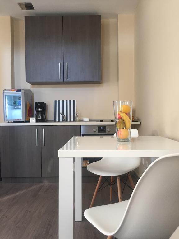 Top Apartment Ni Esterno foto