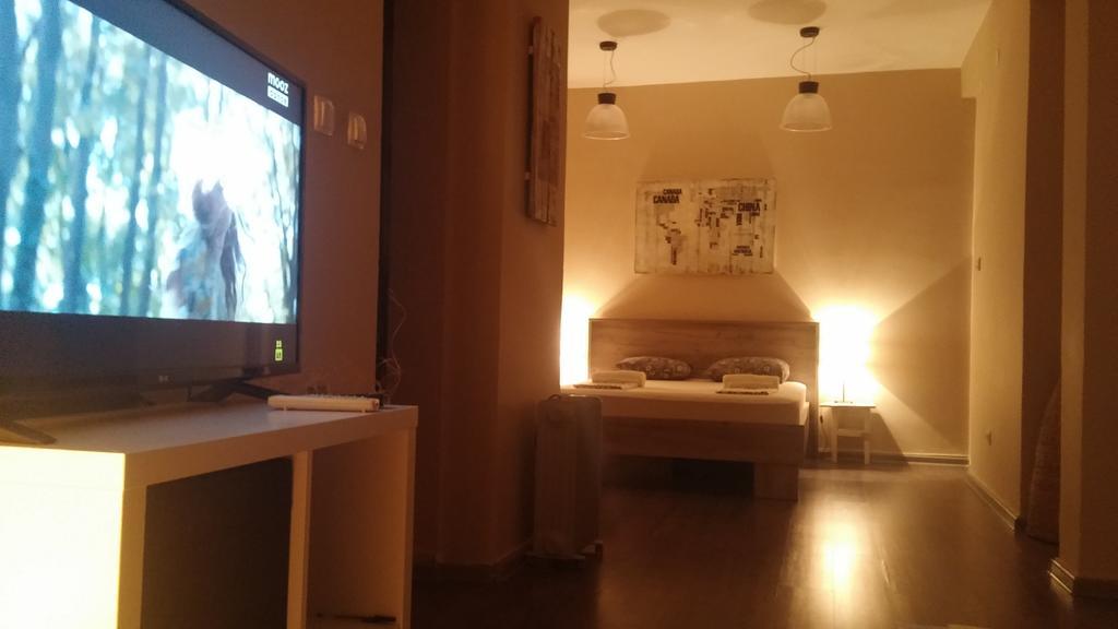 Top Apartment Ni Esterno foto